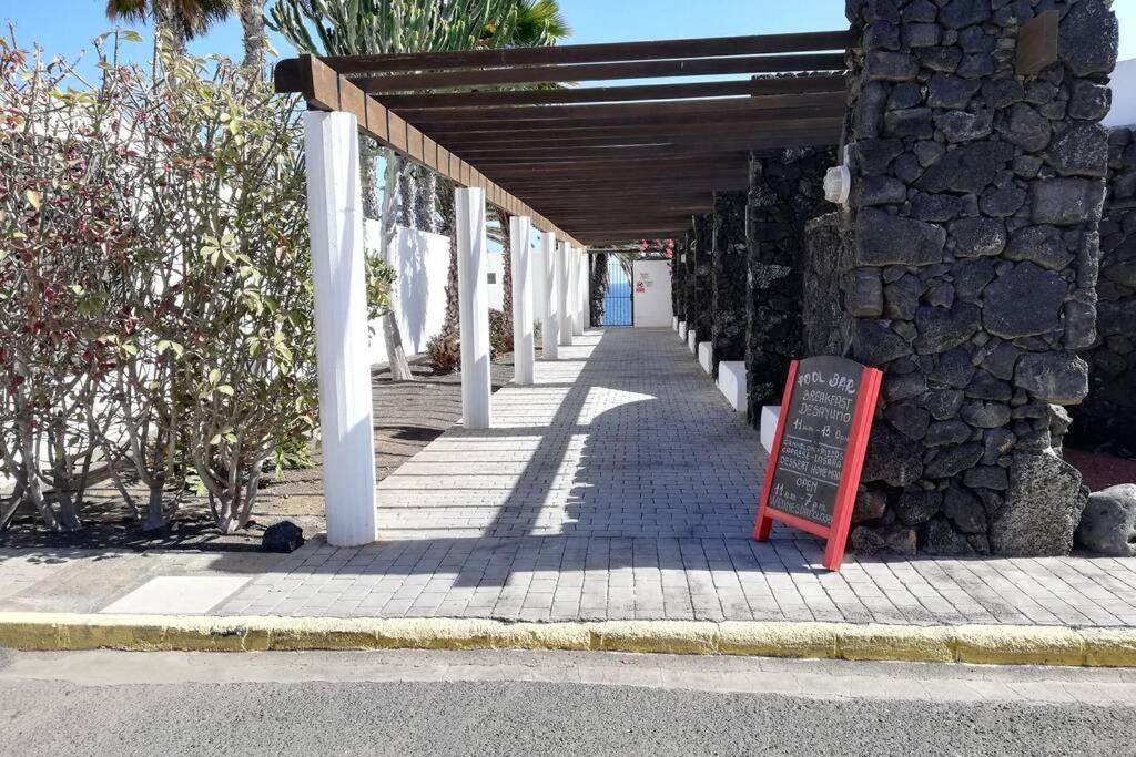 Apartamento Giovanni 09 Playa Roca Costa Teguise Dış mekan fotoğraf